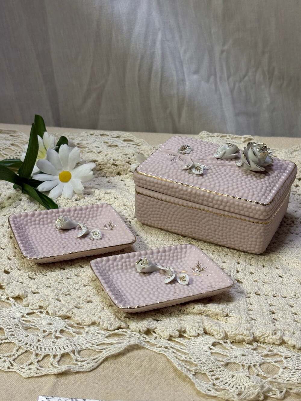Vintage Thames Porcelain Beaded Trinket Box & Matching Trays w Gold Trim & Roses